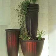 _water_fall_garden_red_black