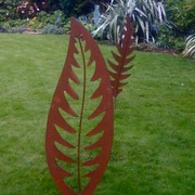 Clarke_pos_neg_leaf